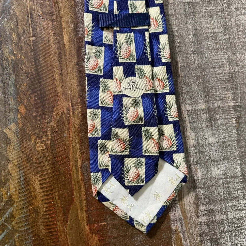 Tommy Bahama 100% Silk Pineapple‎ Square Necktie Blue